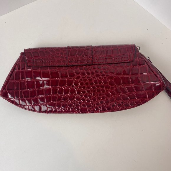 Red Clutch Reptile Pattern with Wrist Strap - Picture 6 of 6